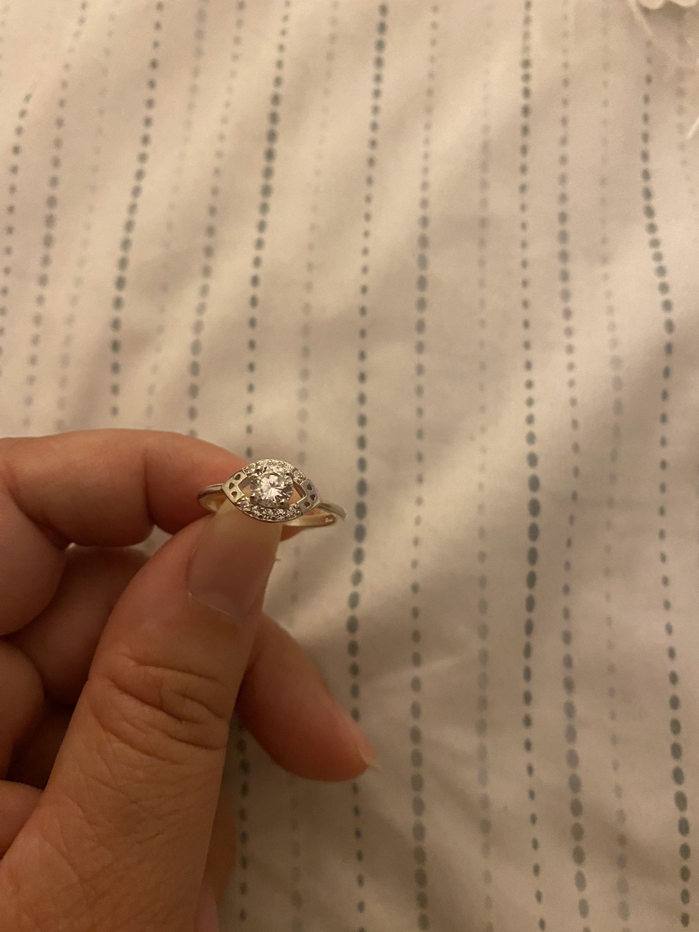 Real 925 Sterling Silver White Sapphire Wedding Ring Size 7