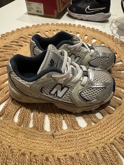 US 7 New Balance little kid shoes