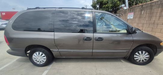 1997 Plymouth Voyager