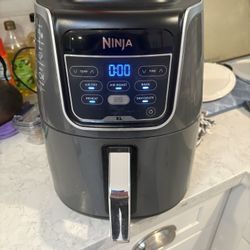 Ninja XL 5.5 Qt Air Fryer