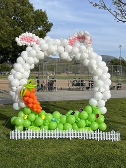 Bunny Balloon Arch