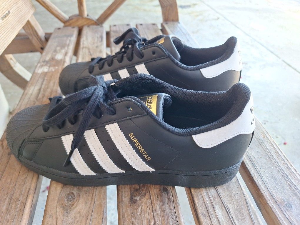 ADIDAS SUPERSTAR