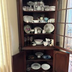 Porcelain & Glass Items