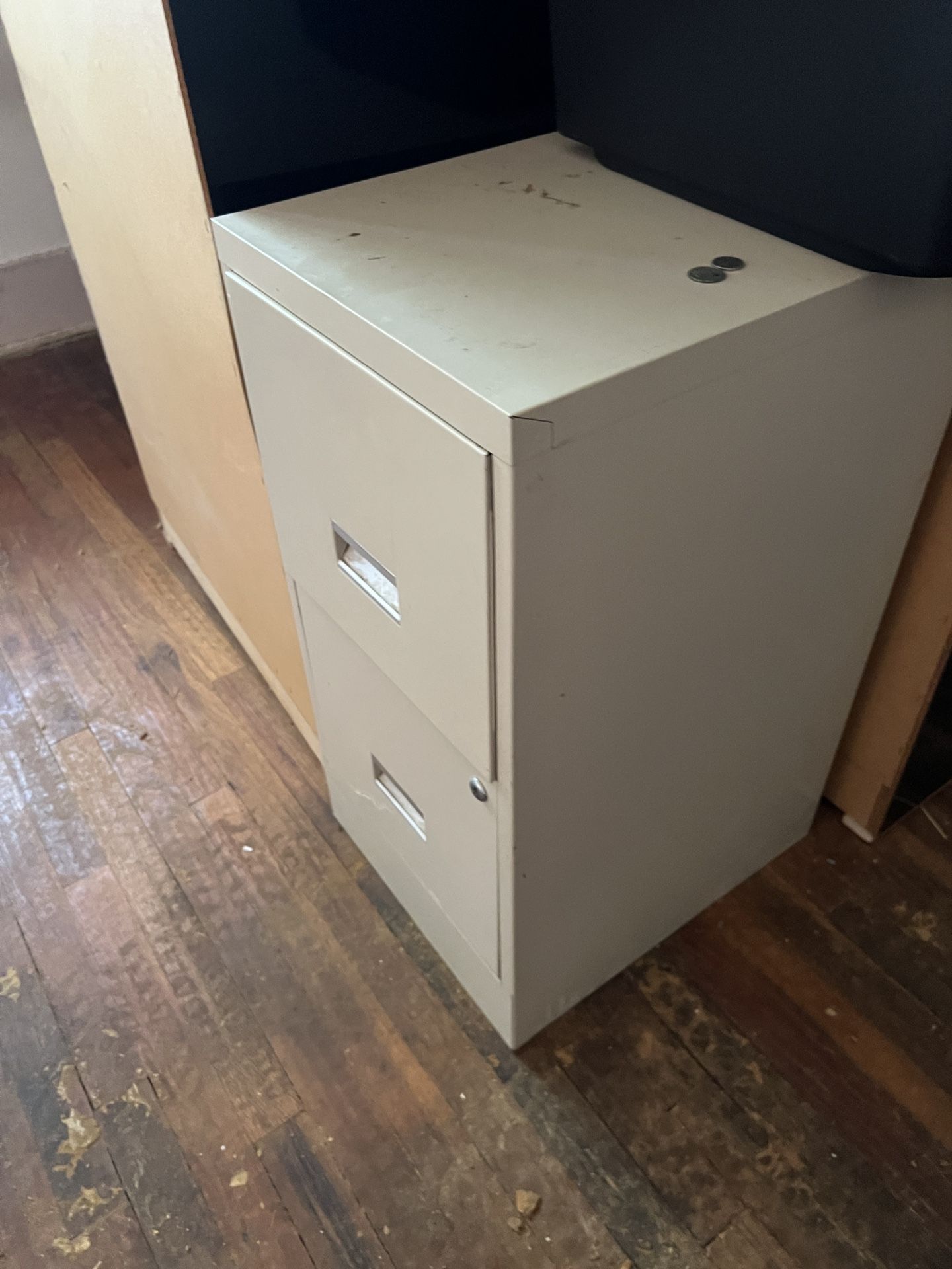 Two Drawer Metal Filing Cabinet – No Key