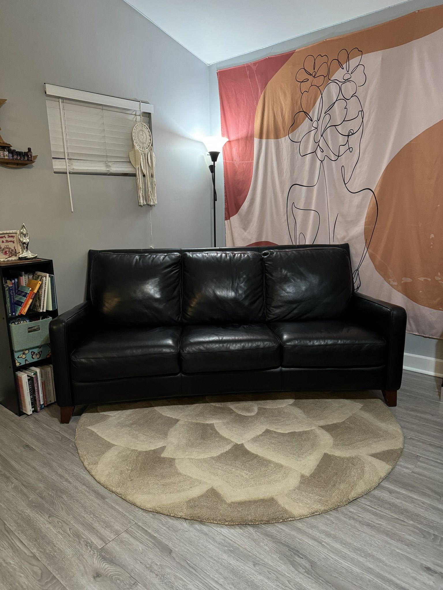 Black Leather Couch 