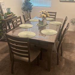 Dinning Room Table 