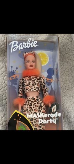 Halloween Masquerade Barbie Doll (MINT NRFB 2002 vintage collectible)