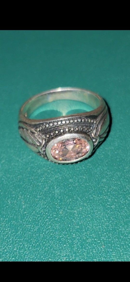 Beautiful 925 Silver Ring Pink Stone