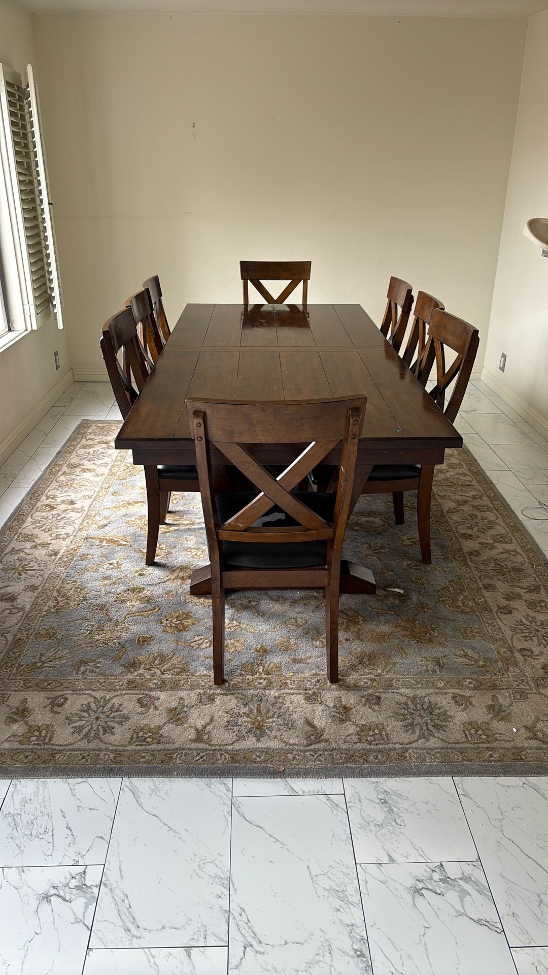 8 Chairs Dining Table-used