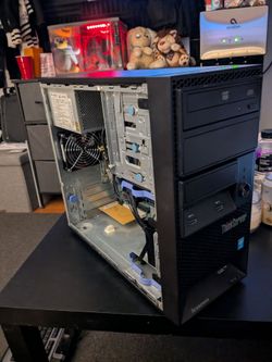 Lenovo ThinkServer desktop PC