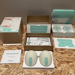 Willow Breast Pump and Reusable Containers