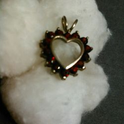 HEART Pendant Silver/Garnet 1" X 1"