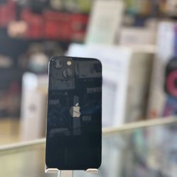 iPhone 13 (unlocked)