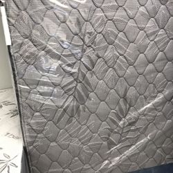 Full Size Mattress 