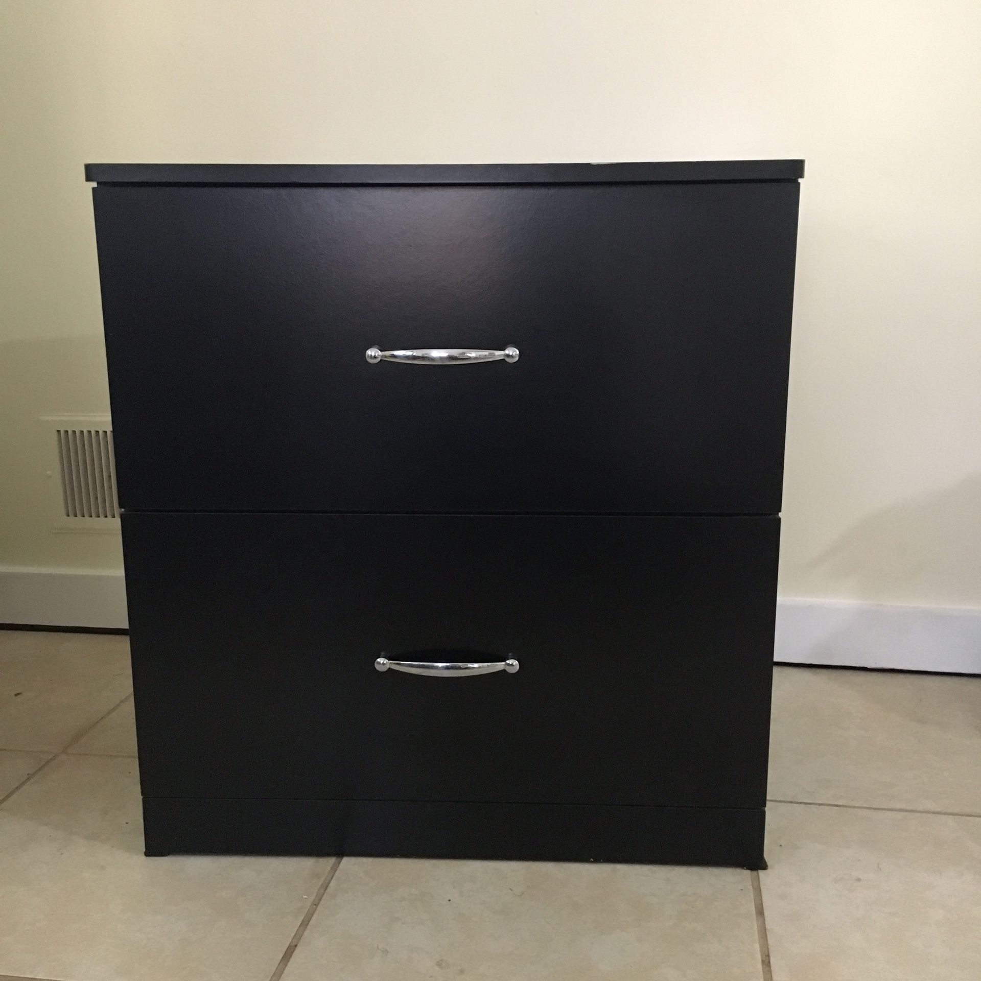 File cabinet