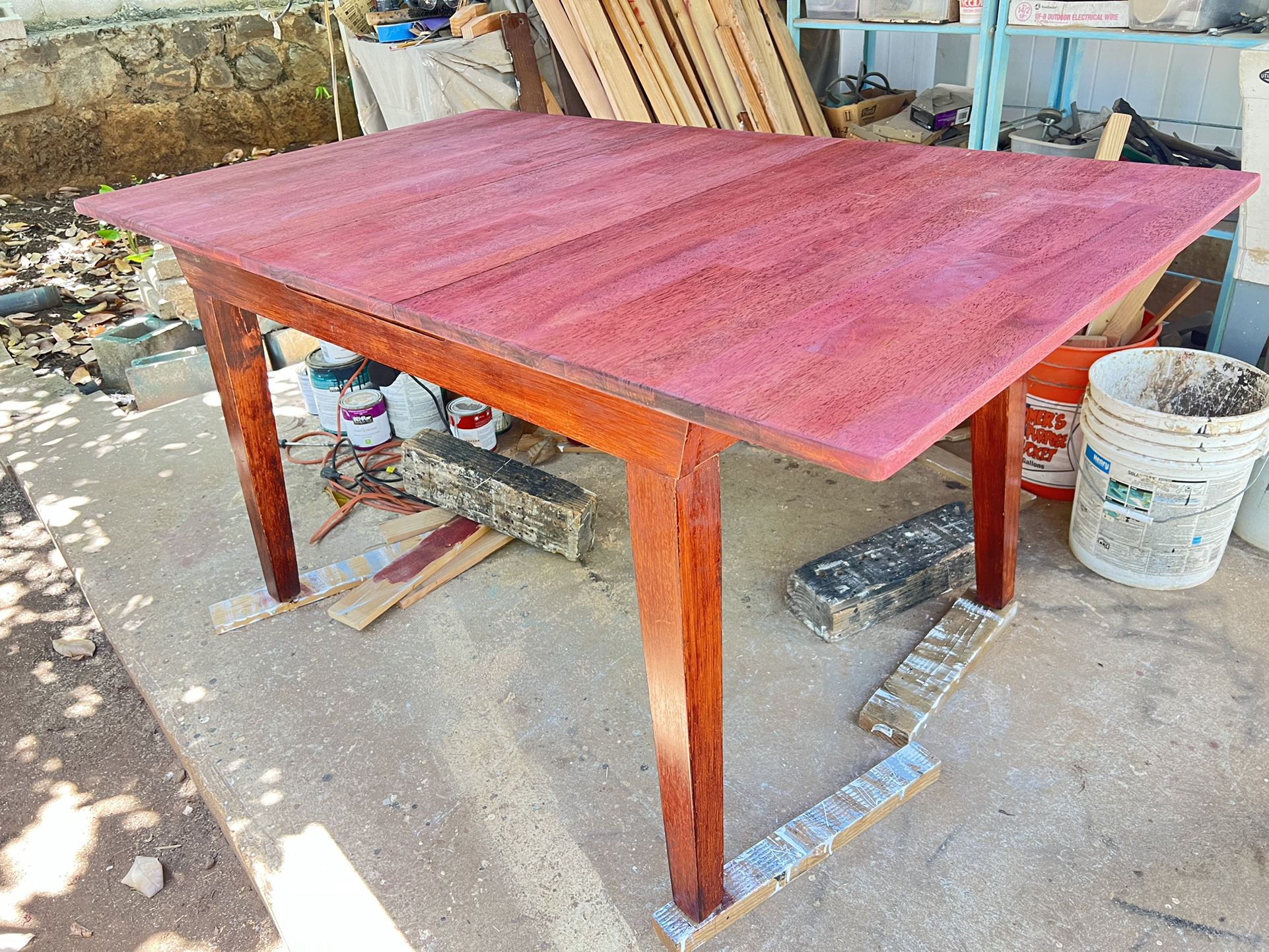 Solid wood Dining Table With Built In Extendable Leaf