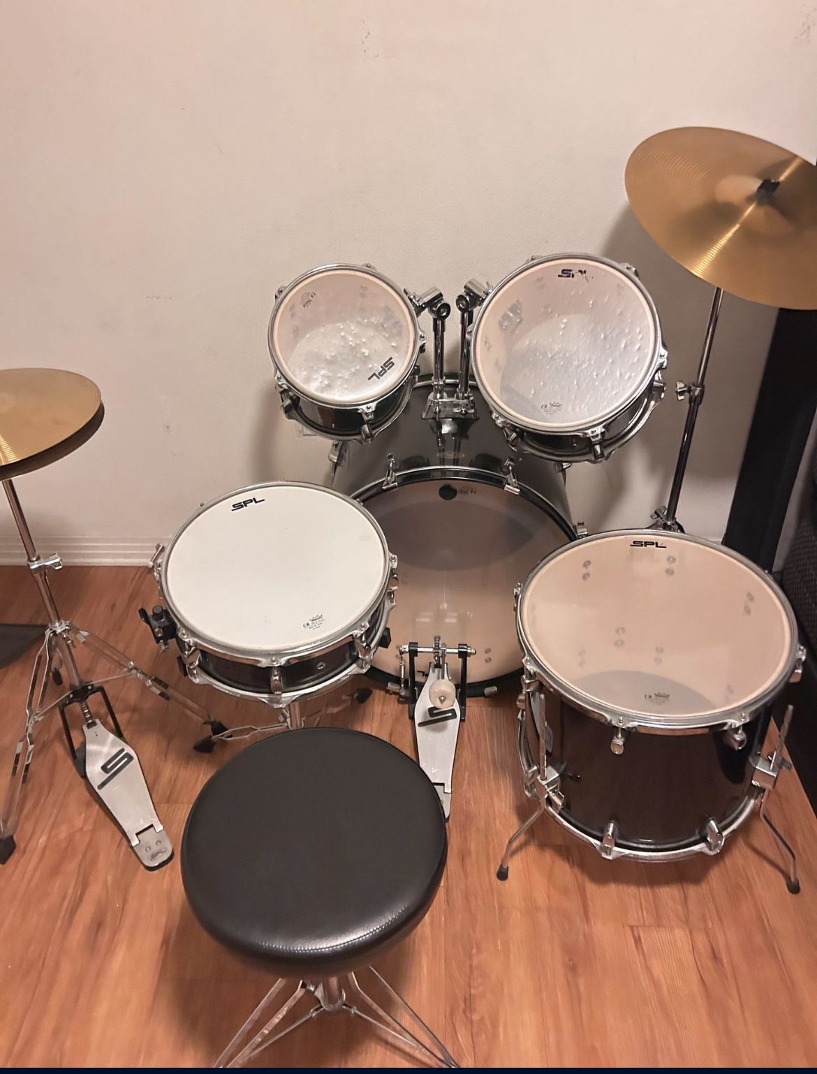 NEED GONE!! $250 Like New(Rarely Used)