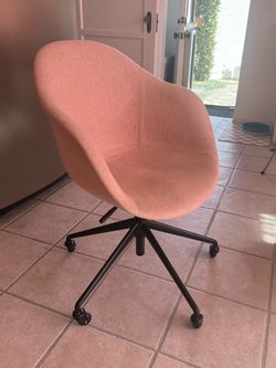Pink Modern Upholstered Office Chair
