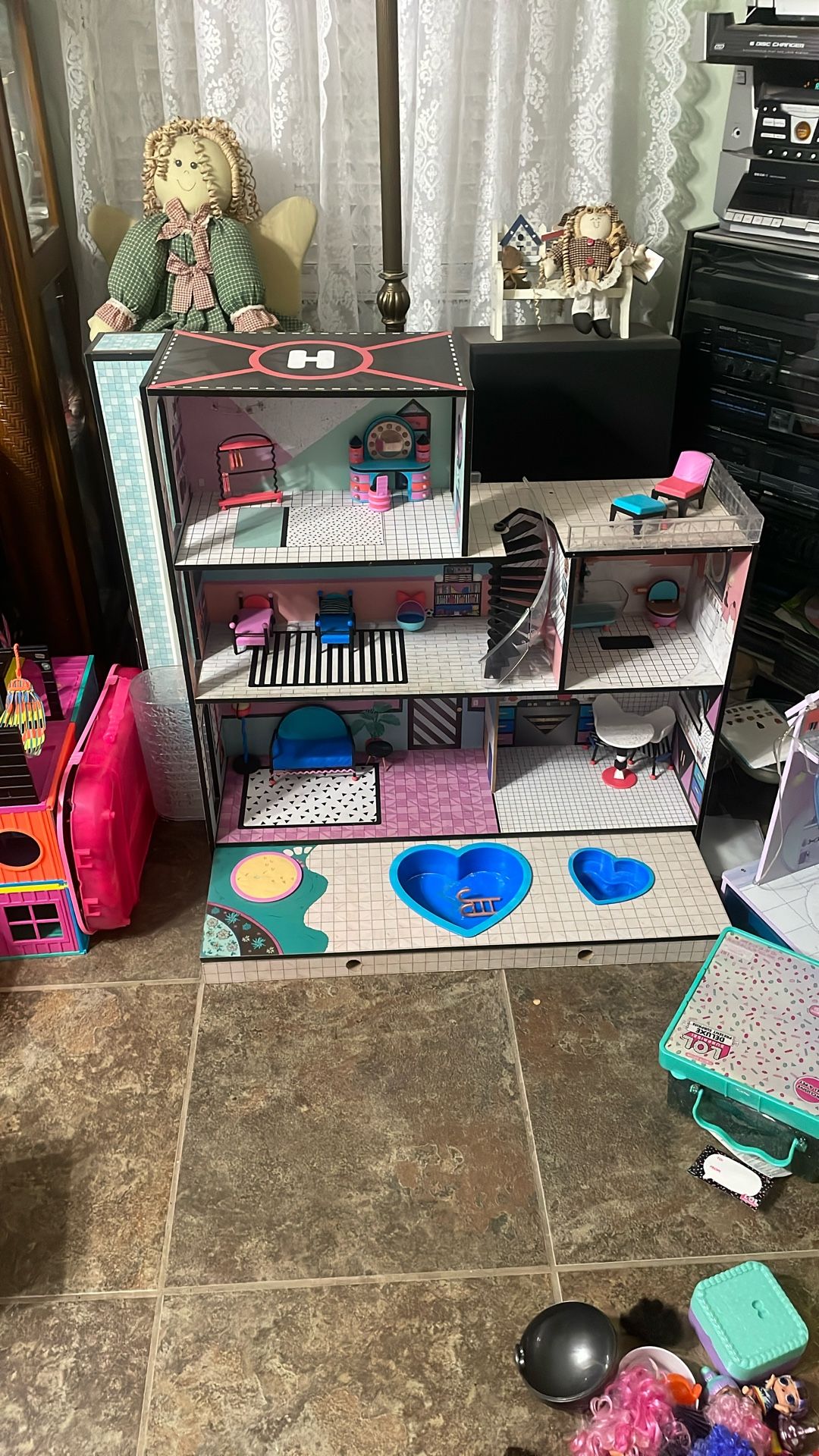 lol Doll House