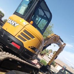 Sany 35 mini excavator 120$