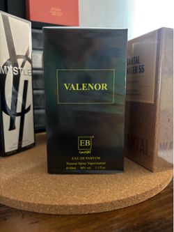 Valenor inspirado en Valentino Uomo Green Stravaganza