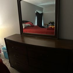 House Hold Furniture Has To Go Make An Offer 