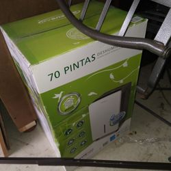 Dehumidifier 