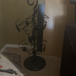 Heavy Metal Grape Pattern Wine Rack 