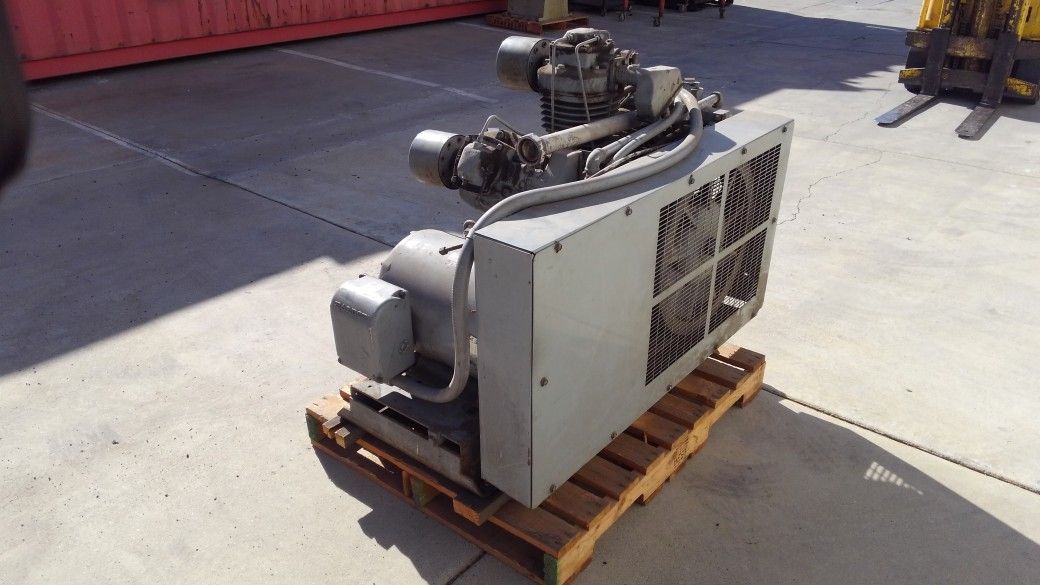 Ingersoll-Rand Air Compressor