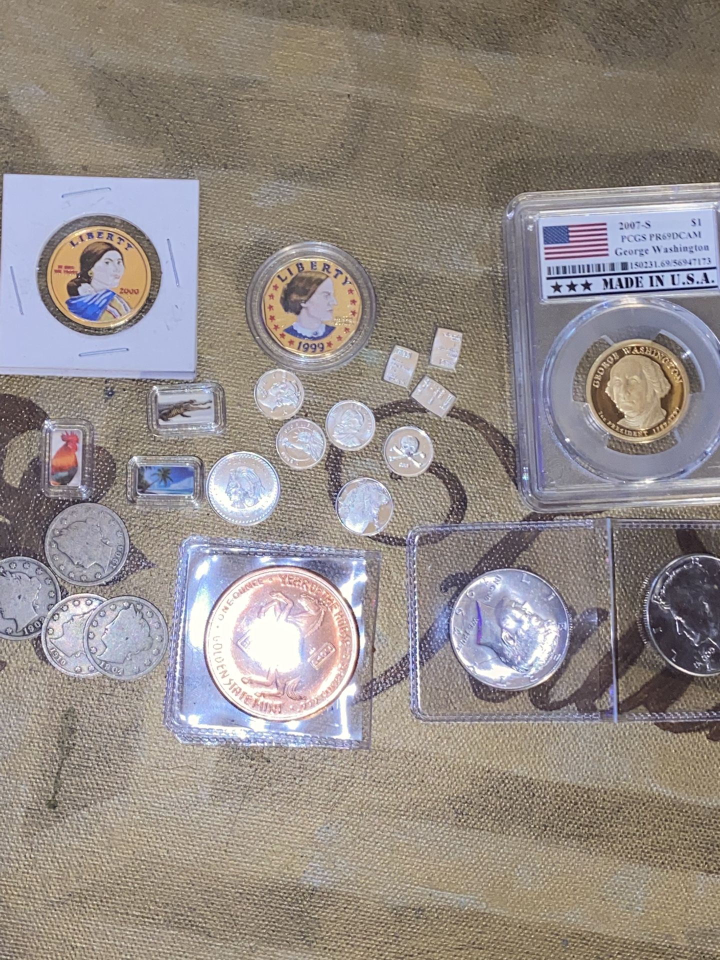 Small lot of silver and copper