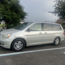 Honda SV Van 2007  And 309,000 Miles Clean Title And Battery Need To Change,No Pass Smog 