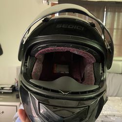 Sedici helmet with cardo