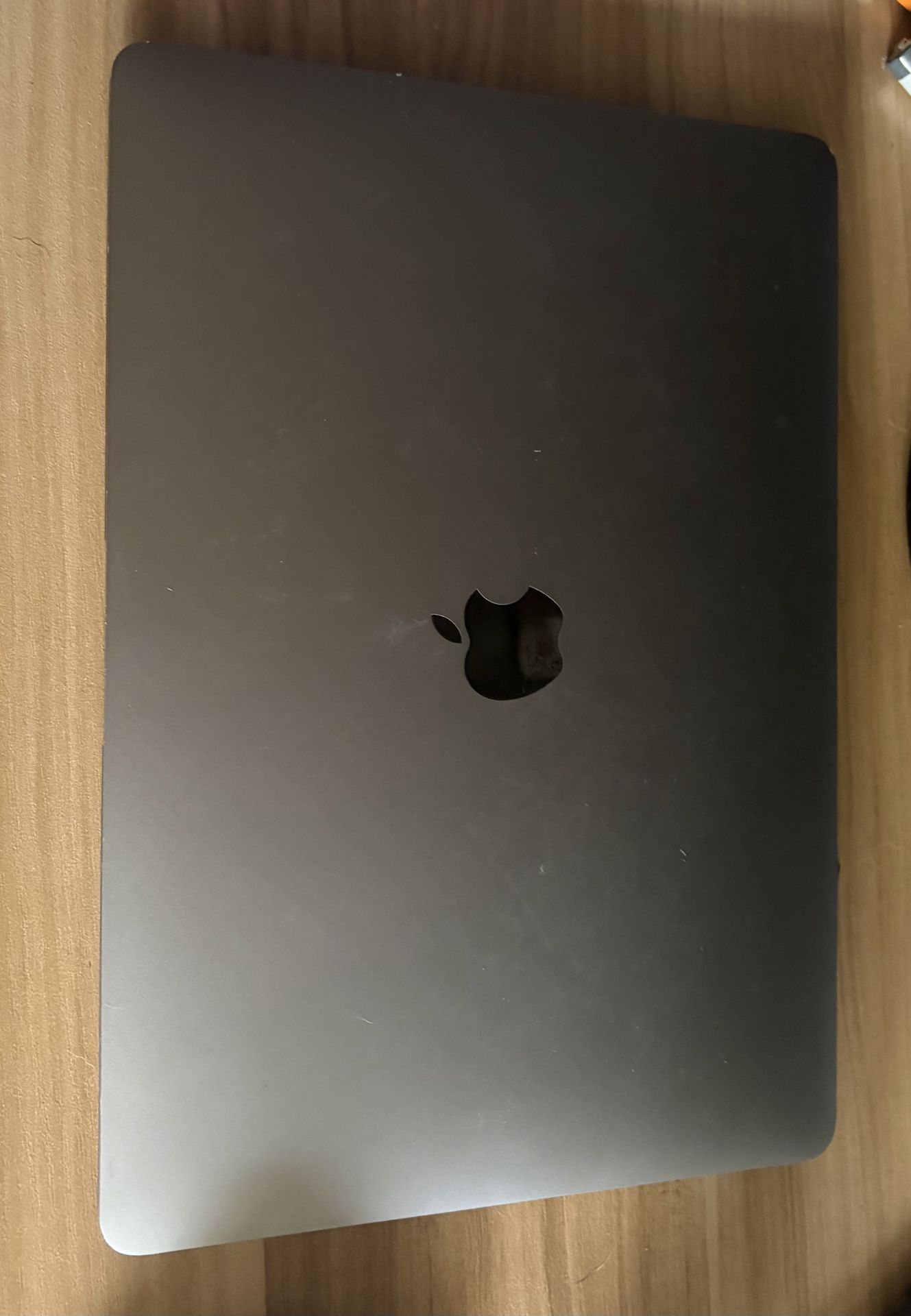 Apple MacBook Air (M1, 2020) – 8GB RAM, 256GB SSD (Needs Screen Repair or external monitor)