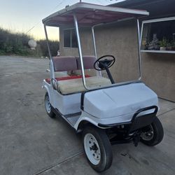 Cute Yamaha Golf Cart