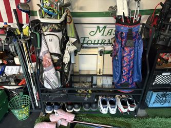 Golf bag rack 