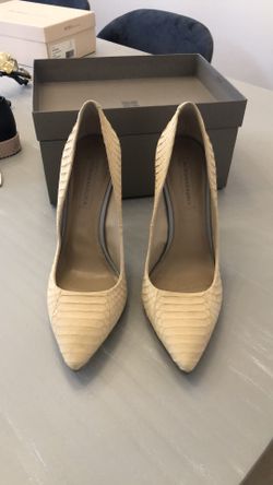 Bcbg Maxazaria pumps