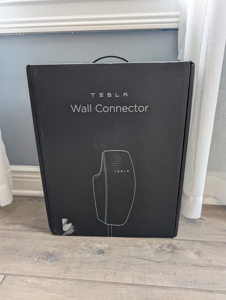 Tesla Wall Connector