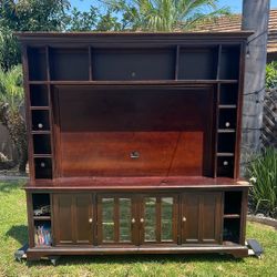 Stanley Furniture Plasma Bookcase 