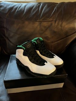 Jordan Seattle 10’s Size 9