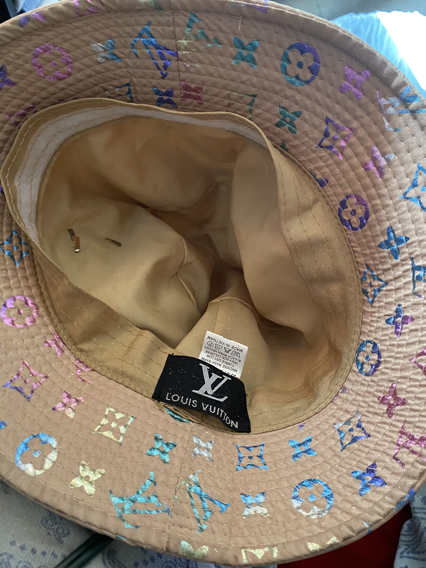 Louis Vuitton bucket hat for Sale in Houston, TX - OfferUp