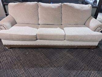 Couch sofa loveseat sillon