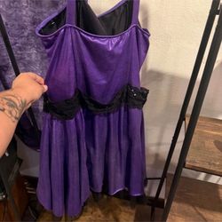 Costume