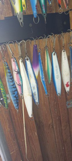 Fishing lures