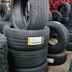 275/65/18 Set De Llantas 