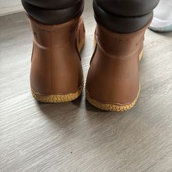 DUCKBOOTS