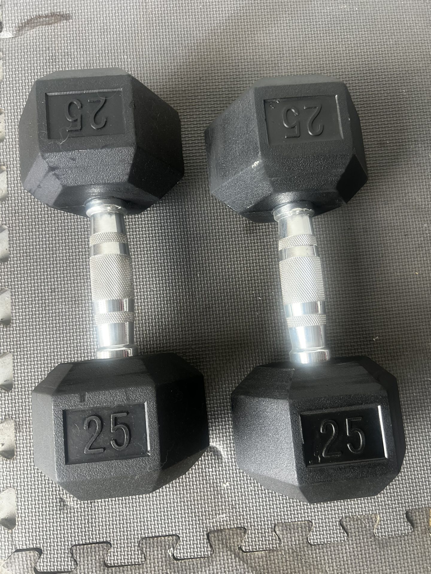 SET Dumbbell 25lbs Each