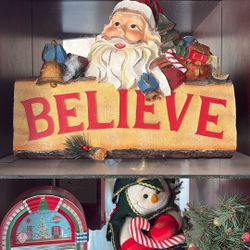 Vintage Christmas Believe Decor