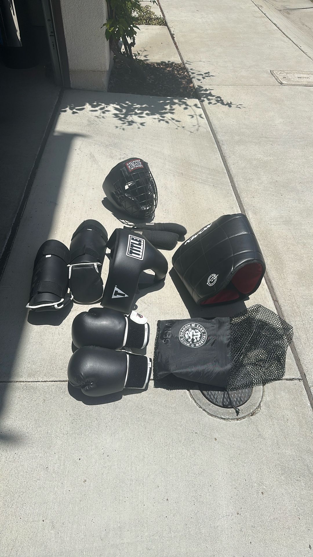 Kung Fu Gear/Starter Kit (Kids XL)