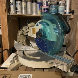 Makita Miter Saw 