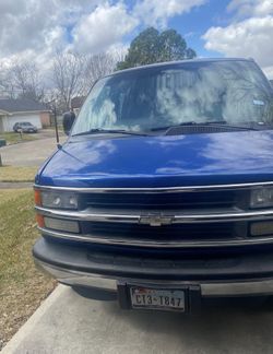 2002 Chevrolet Express